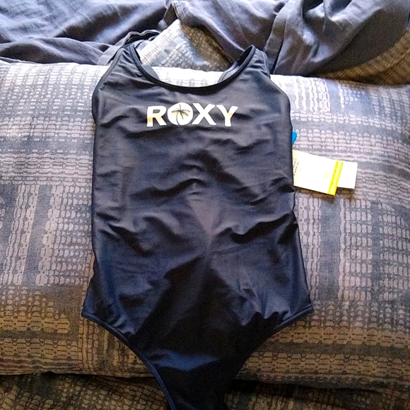 NWT Roxy bathing suit - Picture 2 of 4
